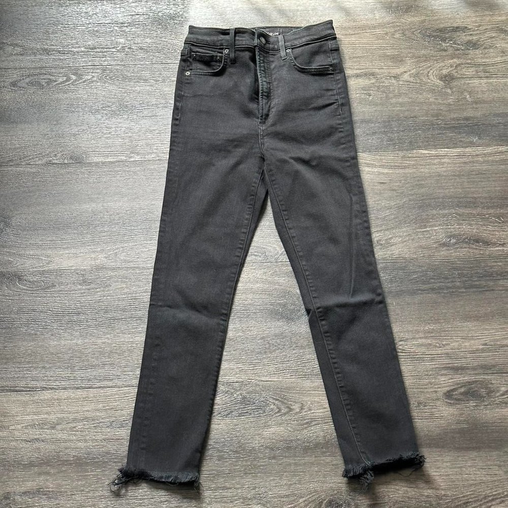 ARITIZIA Denim Forum Lola High Rise Jean Sz 25